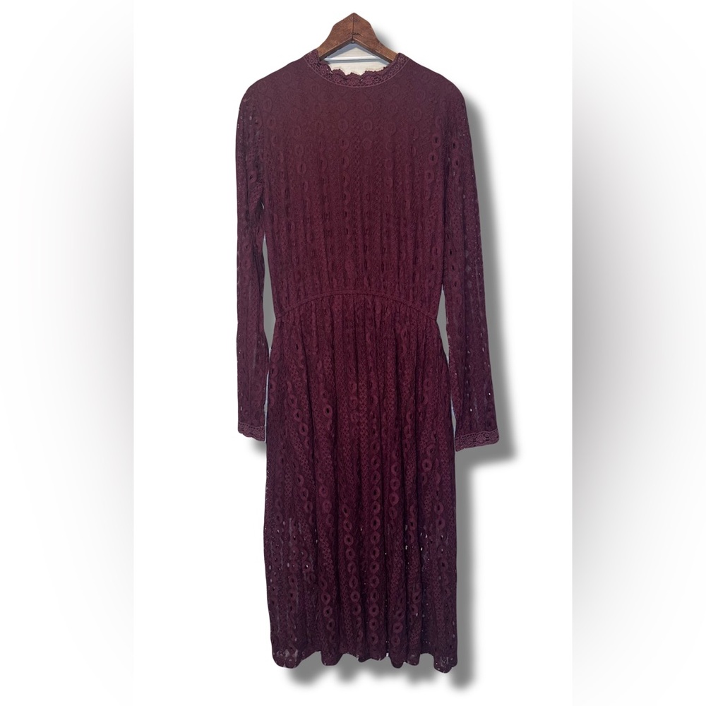 Woman’s Large burgundy, lacy POL prairie-style midi dress.